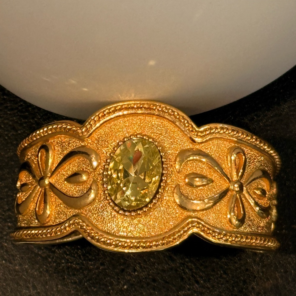Elegant Gold Cuff Bracelet